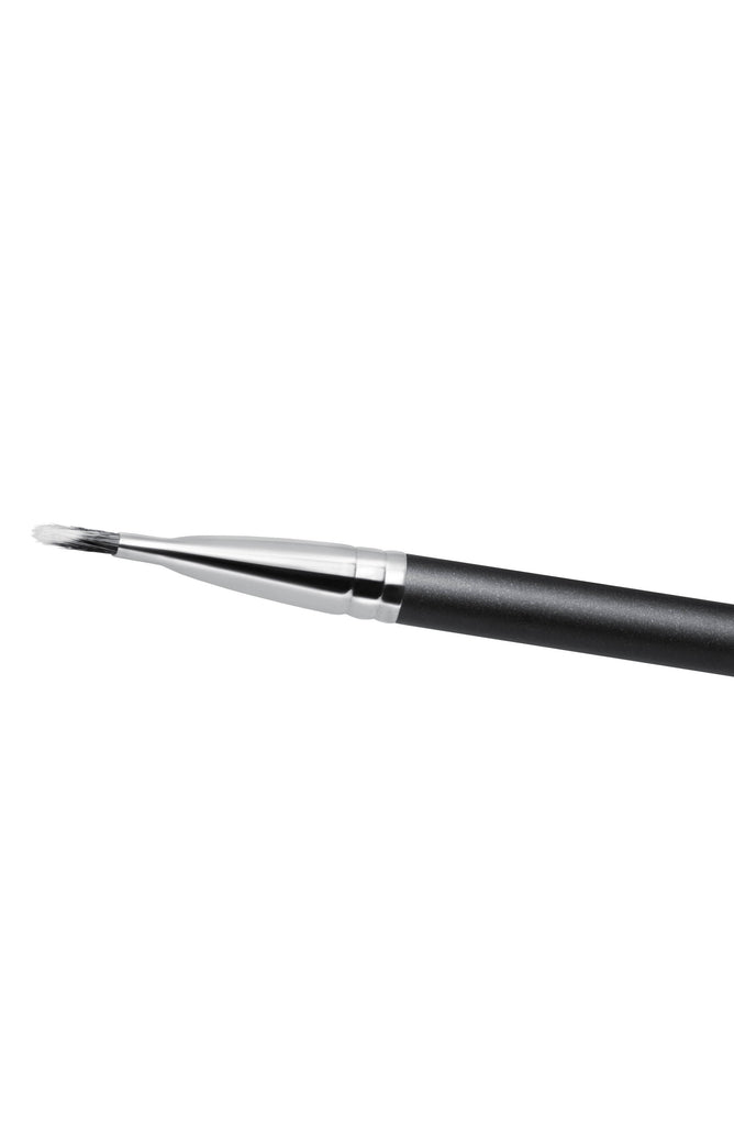 MAC 268S Synthetic Duo Fibre Angle Brush, One Size