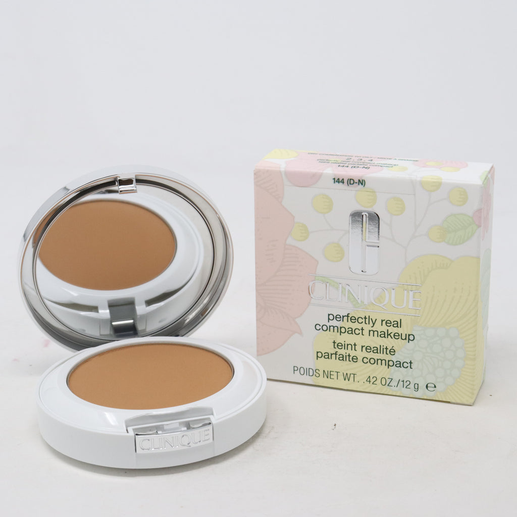 Clinique Perfectly Real Compact Makeup - 0.42 oz - Full Size