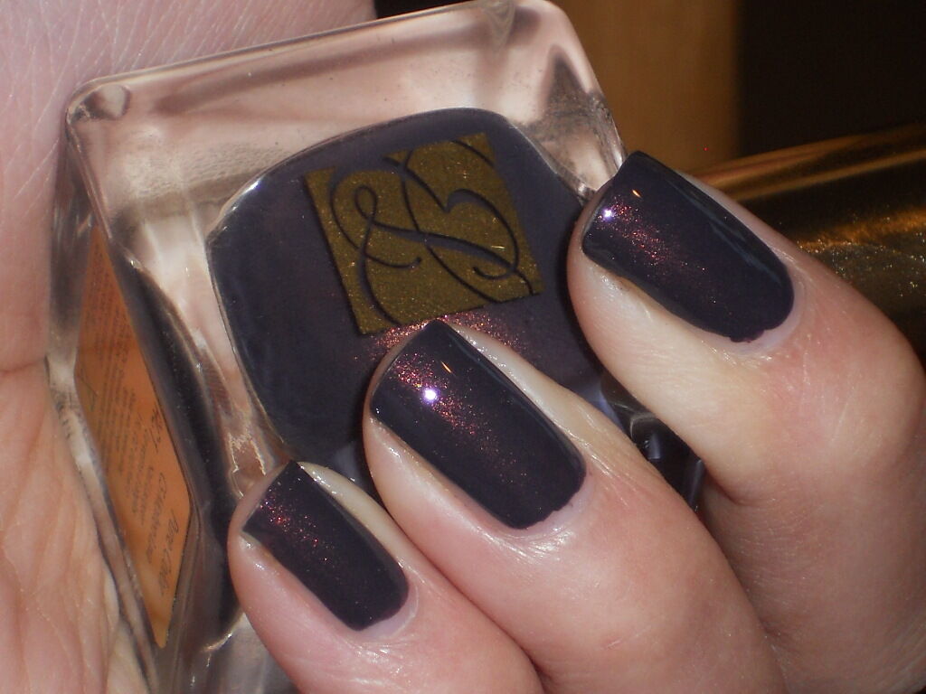 Estee Lauder Bronze Goddess Collection - Pure Color - Nail Lacquer - 0.3 oz - Full Size